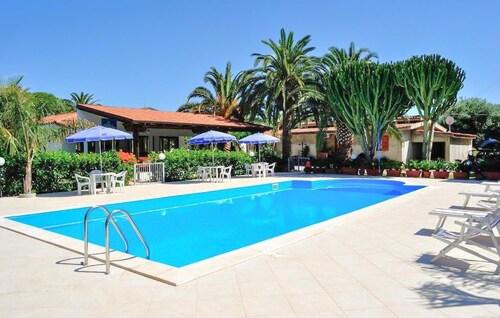 Stunning home in Ricadi with swimming pool