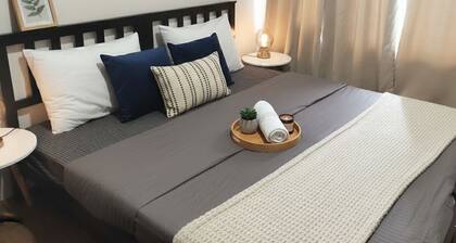 Makati City Central Stay Apartments