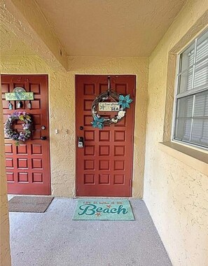 Interior - Coastal Comfort in Clearwater FL (Clearwater)