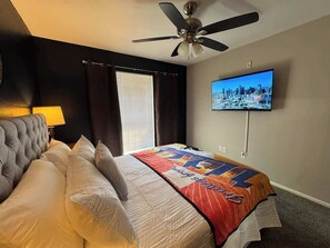 Desk, WiFi - Western PacMan | 2bd 2bth | 2 min Bella Woods (Midlothian)