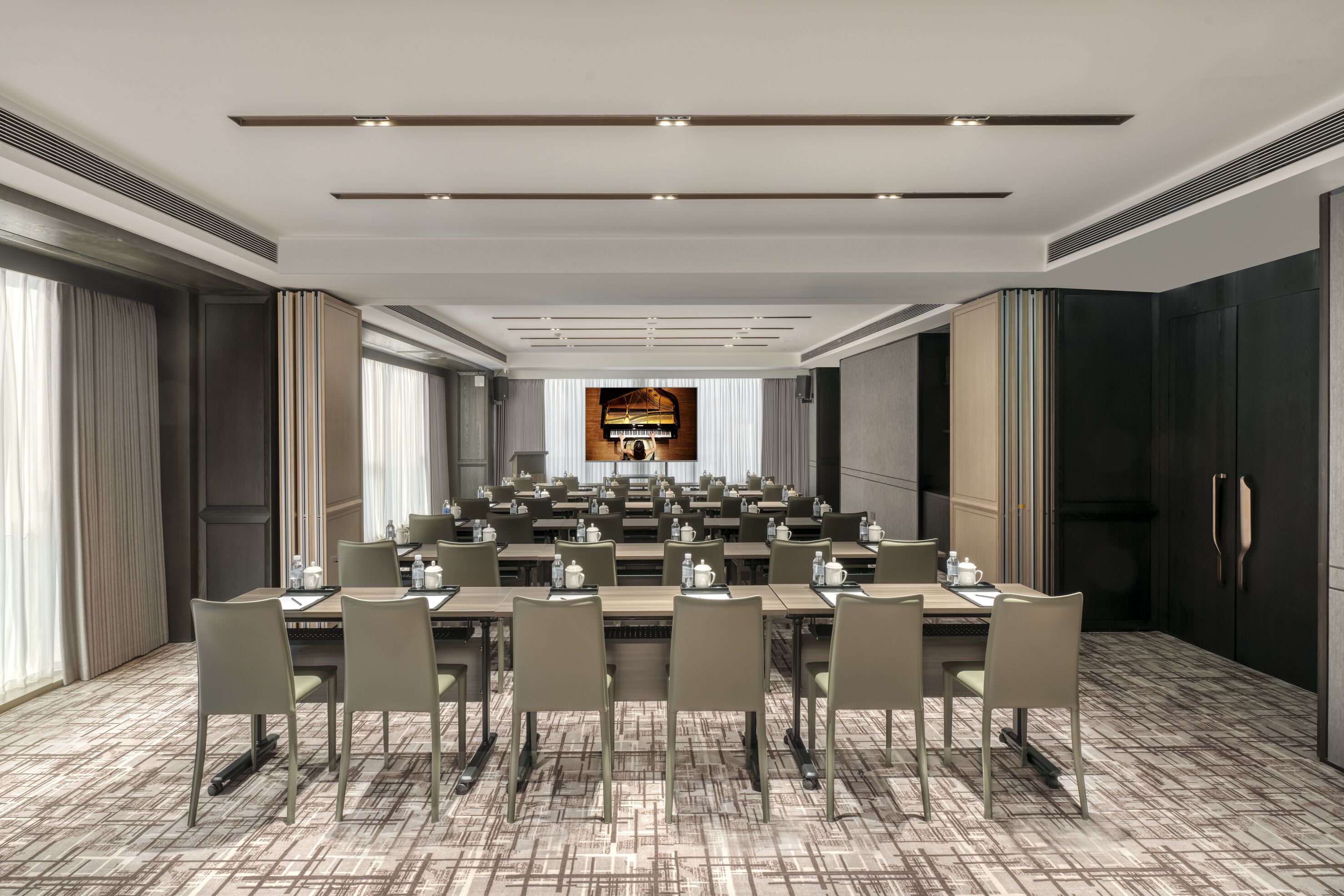 Meeting facility