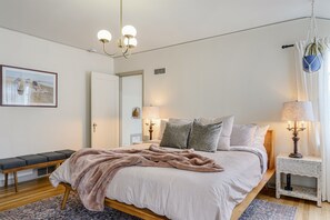 Fer et planche à repasser, Wi-Fi gratuit, draps fournis
