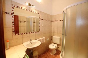 Bathroom - Studio with barbecue and parking (Funtana)