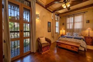 5 bedrooms, iron/ironing board, WiFi, bed sheets - Rancho La Trinidad, 8-acre ranch, walk to town. (Todos Santos)