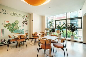 Building design - Panda Sleepy Hotel Chengdu Panda Base (Chengdu)