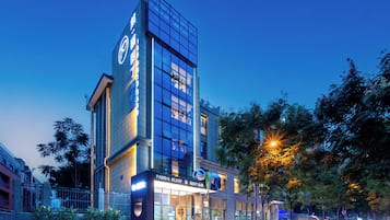 Façana frontal de l'allotjament