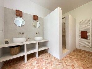 Shower - HARTZURIENEA - ANHAUX (ANHAUX)