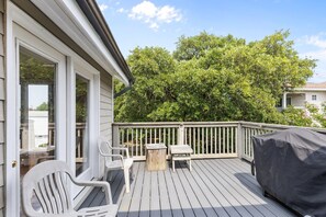 Terrace/patio - First Landing- North End- close to beach (Virginia Beach)