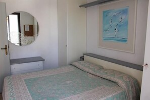 Room - TRILO ELISABETTA MARCELLI - Lovely three-room apartment with outdoor space (Marcelli)
