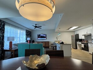 Interior - Spacious 3-BR, 3BR, handicap condo in Orange Lake w/ patio on golf course. (Kissimmee)
