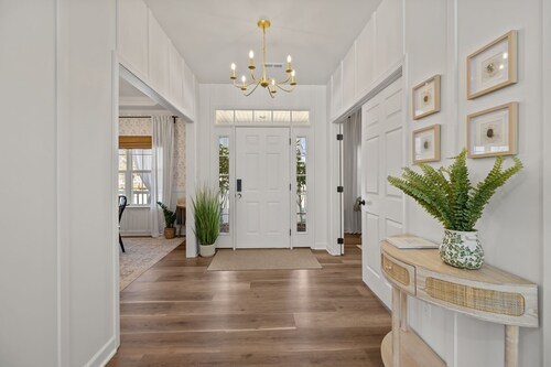 Luxury Retreat Perfect for Family Events, Sleeps 13 people.