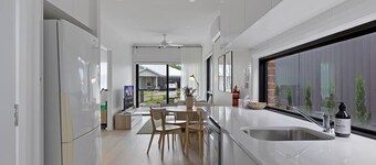 2BR Guest House | Pet-Friendly & Peaceful