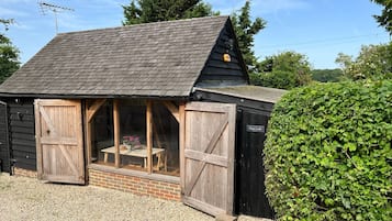 Pintu masuk properti