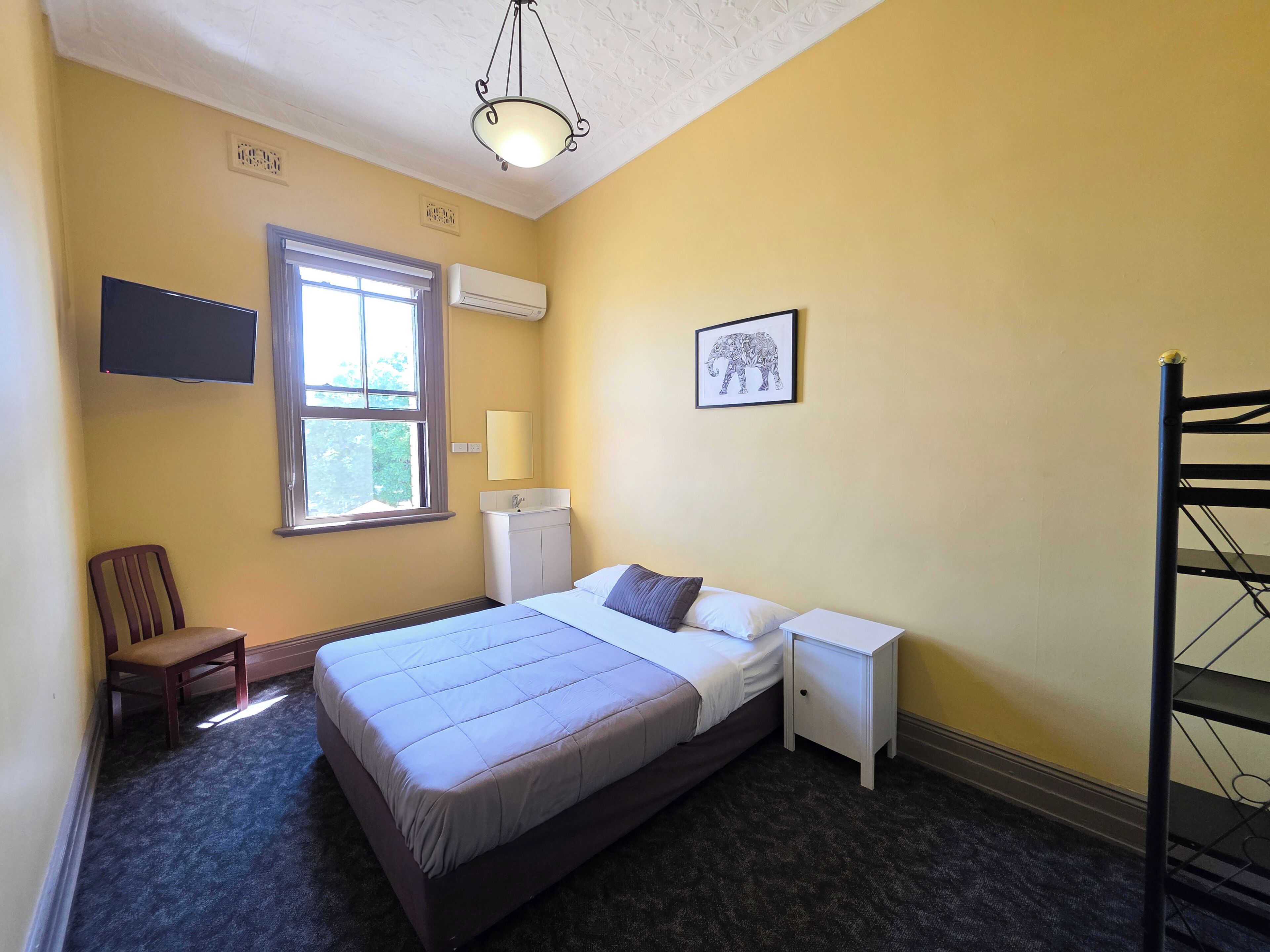 Basic Double Room | Free WiFi