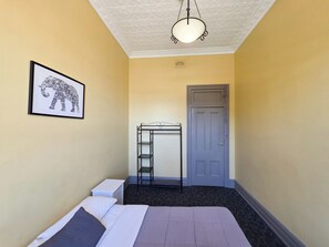 Basic Double Room | Free WiFi - Cessnock Hotel Hunter Valley (Cessnock)
