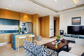 Living area - 2+1 Bedroom Sea View Deluxe Villa – Where Aegean Luxury Meets Tranquility (Yalıkavak)
