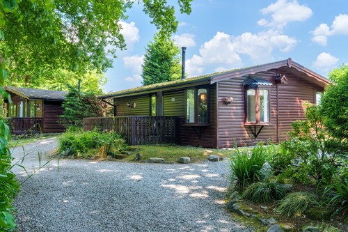 Old Orchards Lodge -  Woodland Retreat at the edge of Cartmel