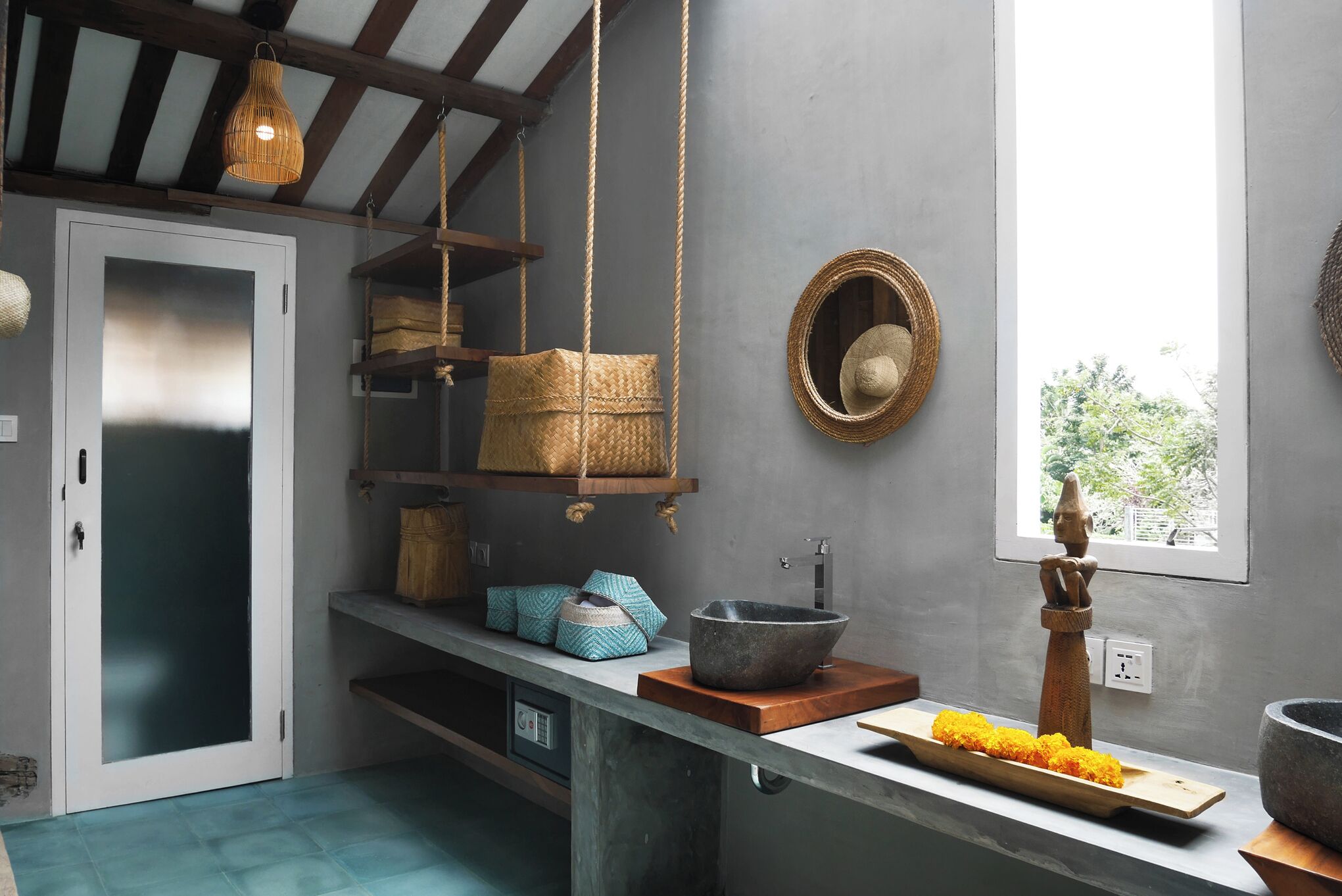 Bungalow truyền thống, quang cảnh vườn | Phòng tắm | Buồng tắm vòi sen, máy sấy tóc, khăn tắm, xà phòng 