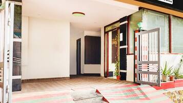 Rumah | Resepsionis