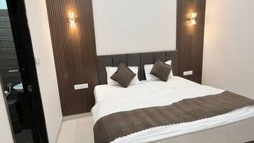 Doppel- oder Zweibettzimmer