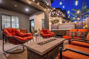 Terrace/patio - Skyline 1713, Game Room, Private Spa, and More! (Washington)