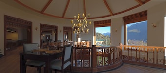 Amba Paro