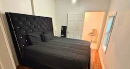 East Houston 2BR Budget Friendly Stay