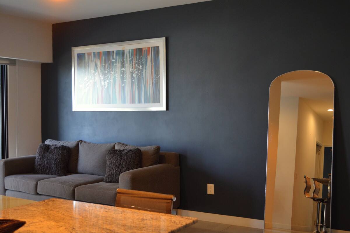 Apartment, 2 Bedrooms, Air conditioning | Living area