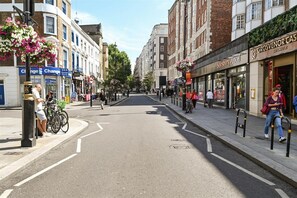 Miscellaneous - Stylish Hyde Park Apartment – Walk to Paddington (London)