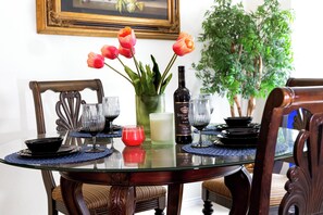 Dining - Elegant 3BR Retreat in Allen, TX, Cozy, Quiet & Private (Allen)