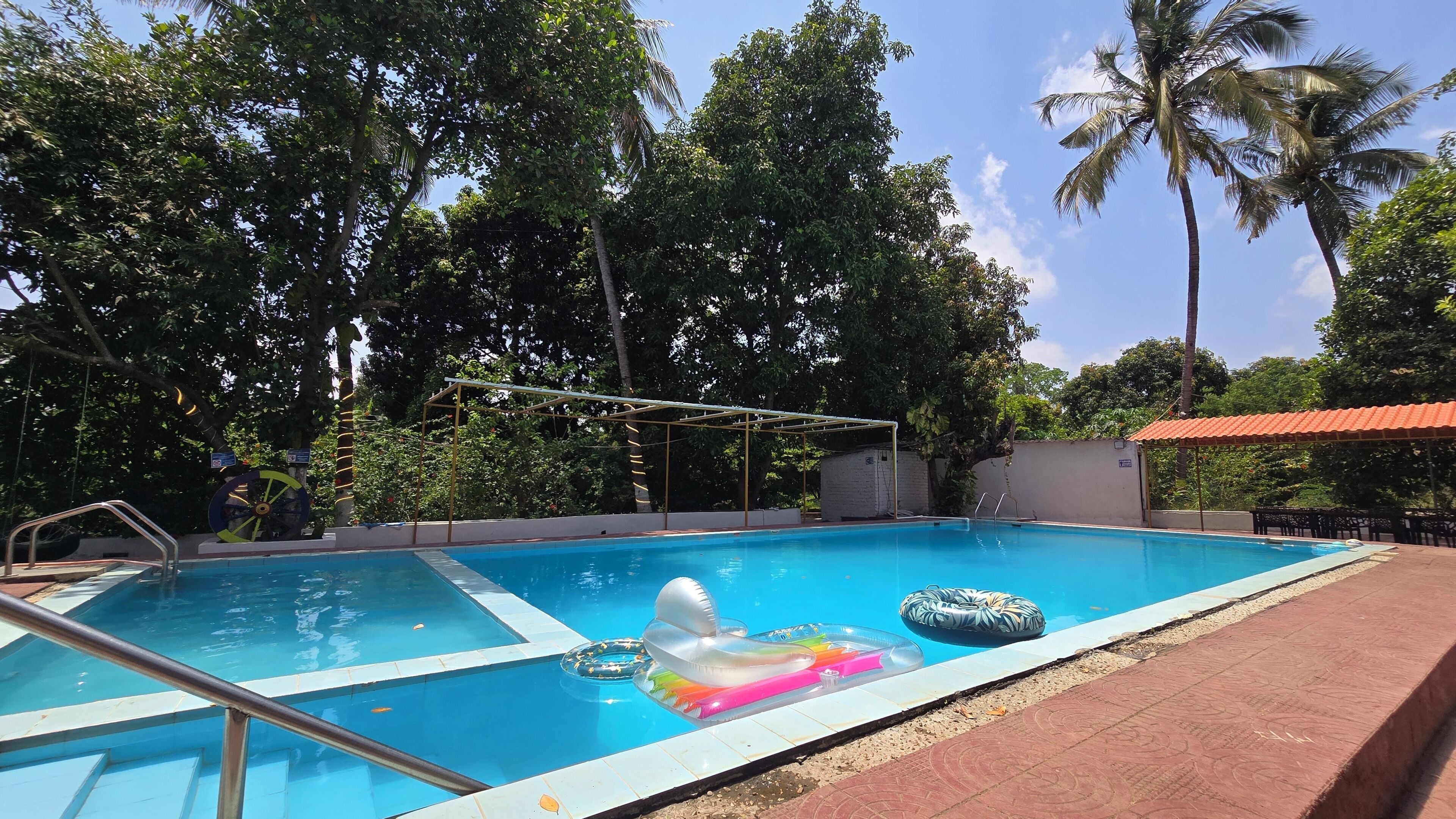 Piscina externa