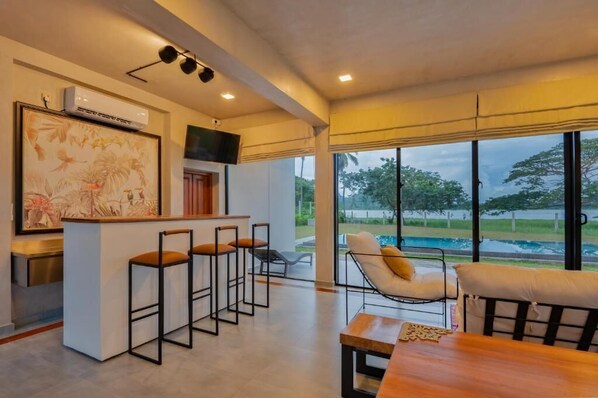 Villa, Balcony, Garden View | Interior