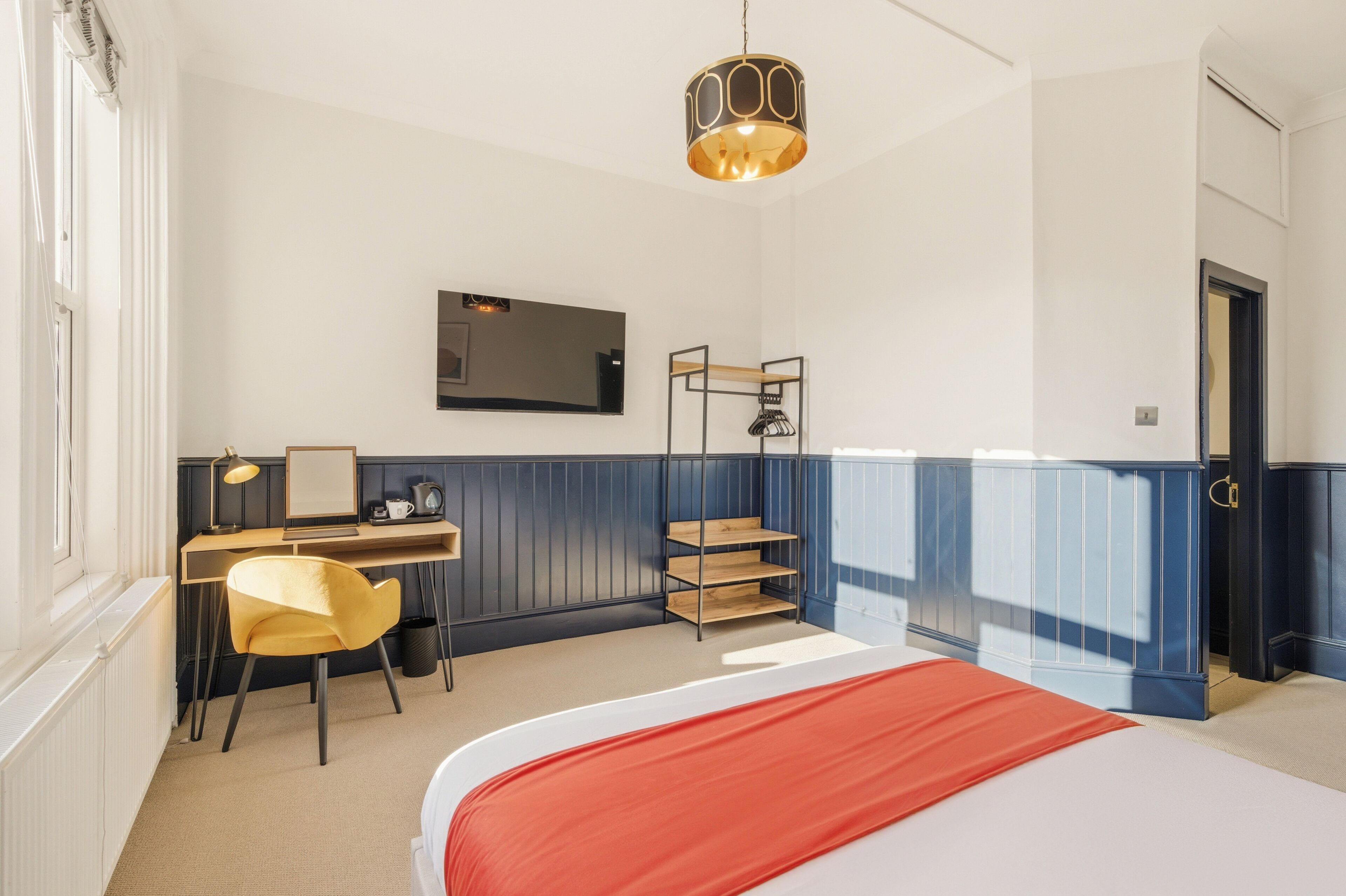 Habitación Deluxe | Escritorio y espacio para trabajar con un portátil