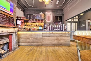 Bar (en la propiedad)