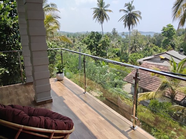 Comfort Double Room, Balcony, Sea View | Beach/ocean view - ceylandreampvtltp (Nilwella)