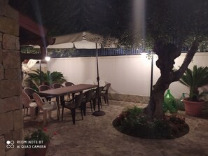 經典別墅, 庭院 | 室外用餐