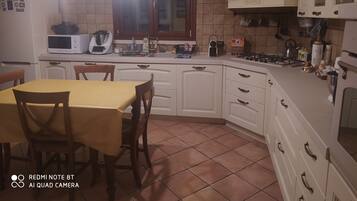 Villa clásica, patio | Cocina privada