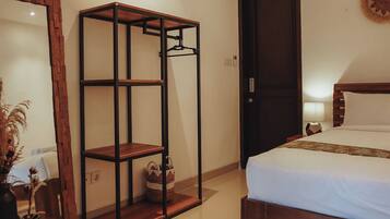 Villa, vistas a la piscina