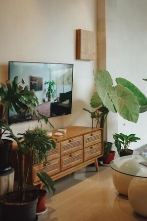 Interior - Pyon (Badung)