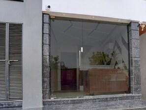 House | Reception