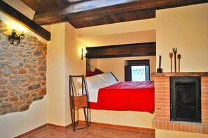 Apartment - Apartment in Montefortino With Communal Pool (Montefortino)