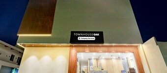 Townhouse Oak Army Aviation Base Jhansi