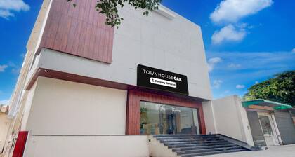 Townhouse Oak Army Aviation Base Jhansi