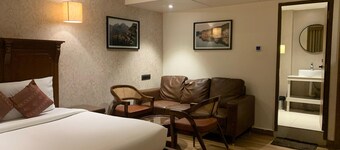 Collection Chittinagar Formerl Residency