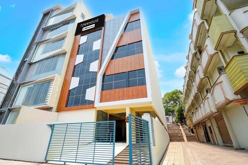 Collection Chittinagar Formerl Residency