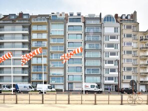 Classic Apartment, 4 Bedrooms | Exterior - Cozy Knokke Beach Escape (Knokke-Heist)