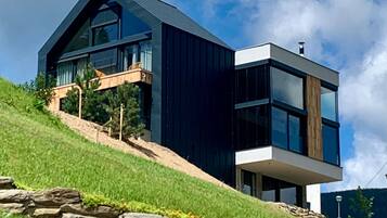 Classic Apartment, 2 Bedrooms | Exterior