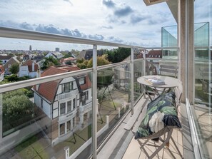 Classic Apartment, 3 Bedrooms | Balcony - Stylish Stay by Rubensplein (Knokke-Heist)