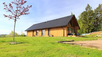 Classic Villa, Multiple Bedrooms | Exterior