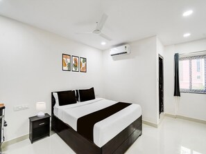 1 bedroom - Townhouse Near Narsingi Manikonda (Hyderabad)